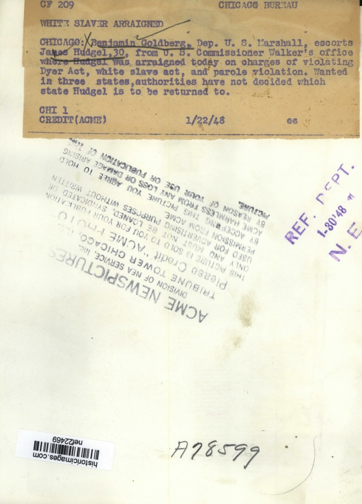 1948 Press Photo James Hudgel Leaving Chicago Arraignment - nef22469