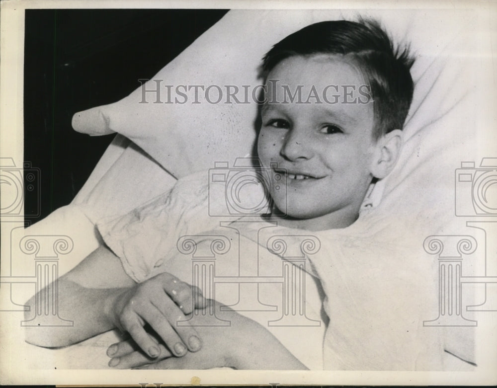 1944 Press Photo Johnny Wilm - nef22615