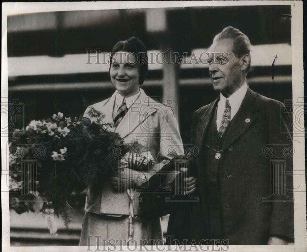 1932 Press Photo Yvonne Goddard, Leon Breton in Los Angeles - nef22640