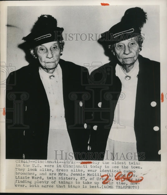 1950 Press Photo Mrs.Jennie McGill and Mrs.Lizzie Ward,twin sister 87 of Ohio