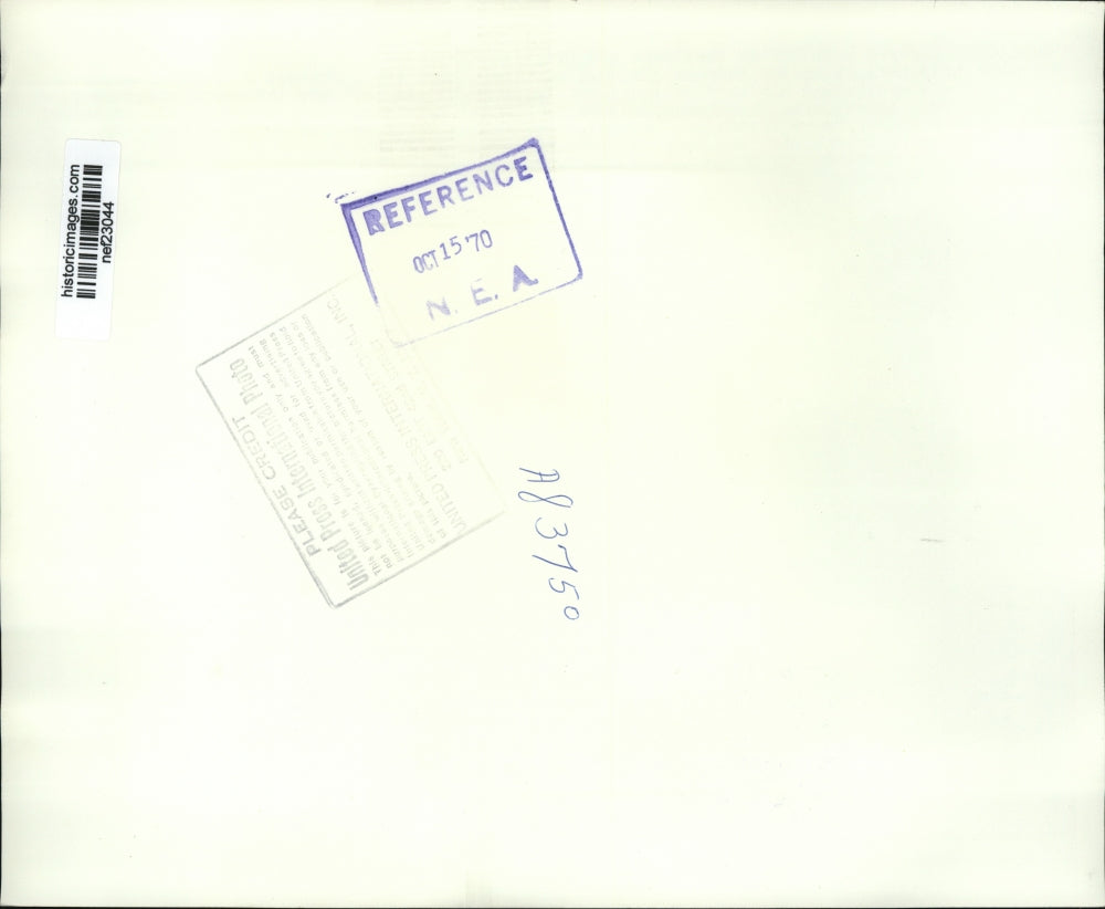 1970 Press Photo President and Mrs. Nixon Return form European trip - nef23044