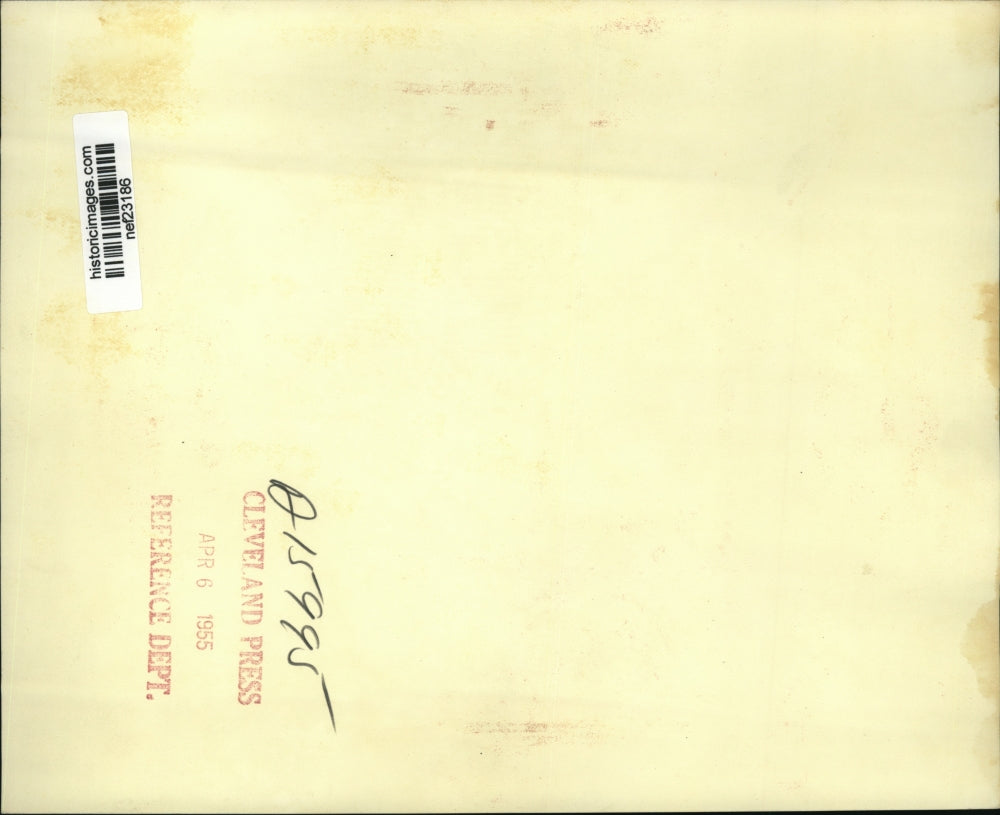 1955 Press Photo Sightseers Receive Vice-Presidential Candidate Handshakes