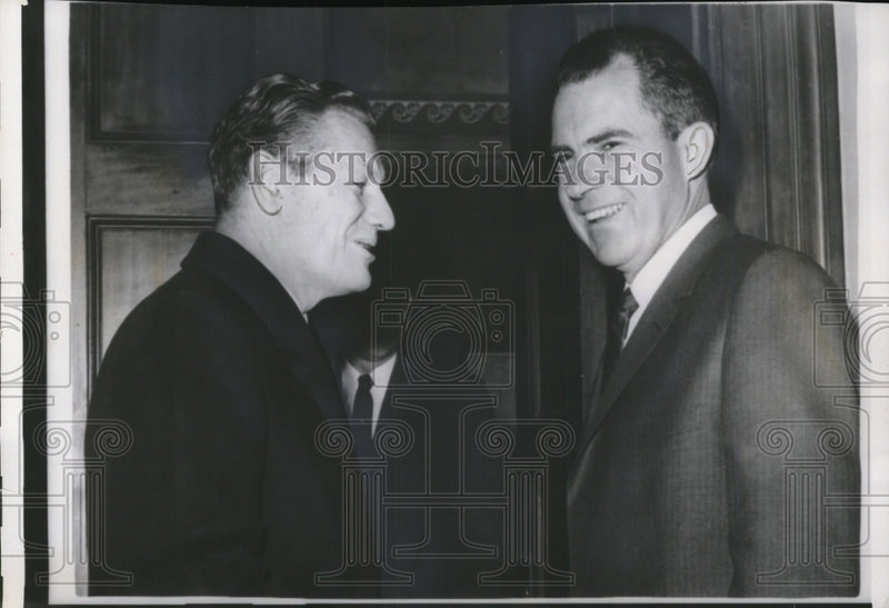 Load image into Gallery viewer, 1960 Press Photo Richard Nixon and Nelson Rockefeller Meeting at Capitol Office
