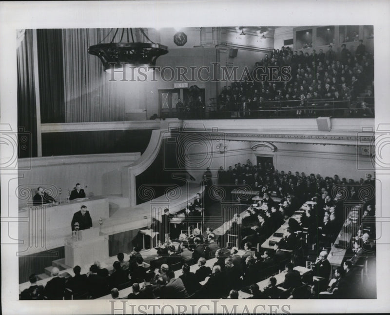 Load image into Gallery viewer, 1946 Press Photo Foreign Secretary Ernest Bevin speaking at UNO meeting
