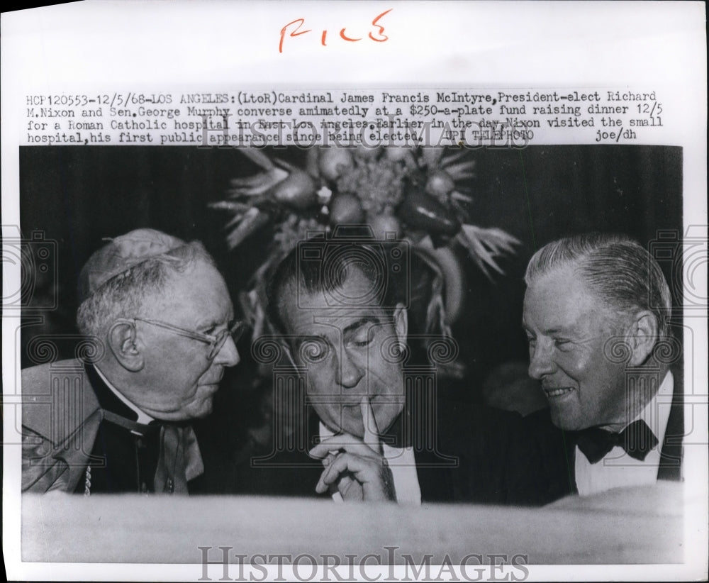 1968 Press Photo Richard Nixon & Guests at Los Angeles Fundraising Dinner