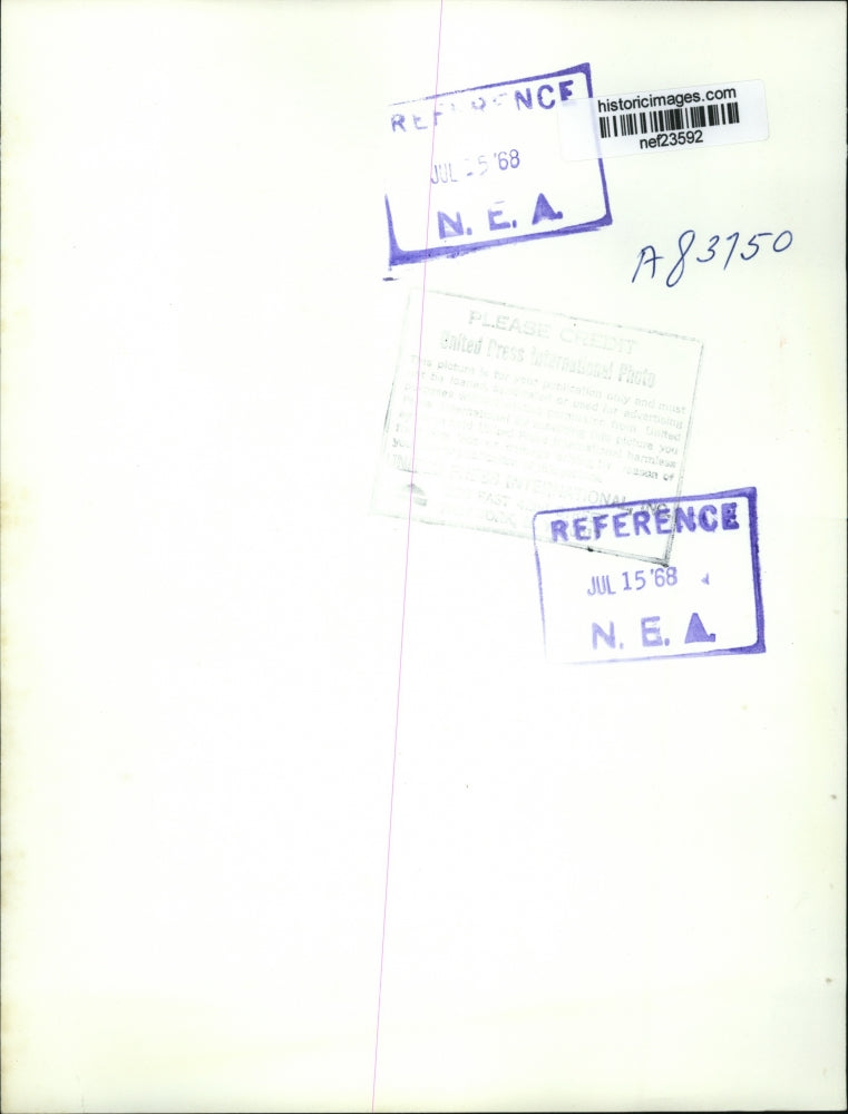 1968 Press Photo Richard Nixon at Akron-Canton Airport, Ohio - nef23592