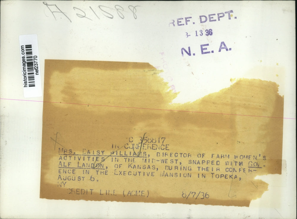 1936 Press Photo Mrs. Daisy Williams, and Governor Alf Landon - nef23770