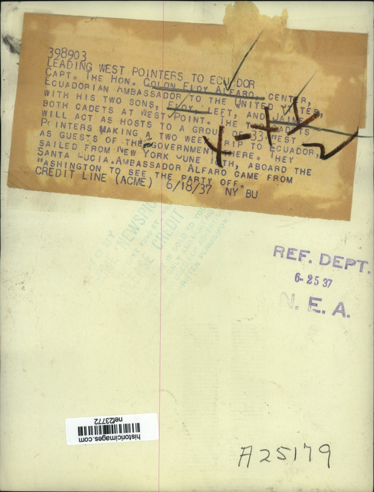 1937 Press Photo Ecuadorian Ambassador to the United States, Captain Alfaro.