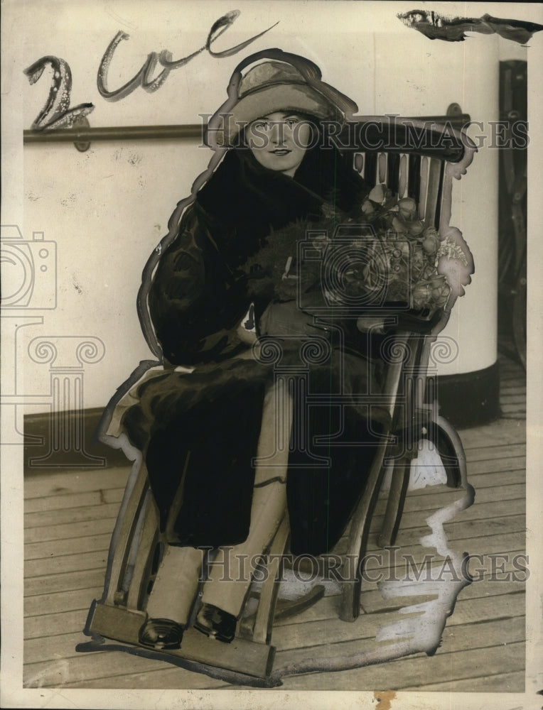 Press Photo Miss Mary A. Fruinety in a chair - nef23997