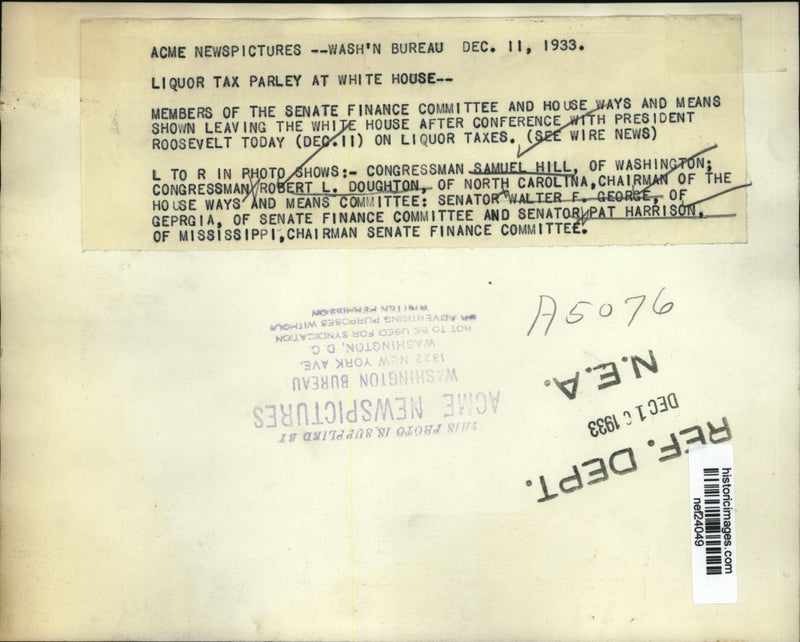 Load image into Gallery viewer, 1933 Press Members of Finance Comm Left White House After Liquor Tax Conference
