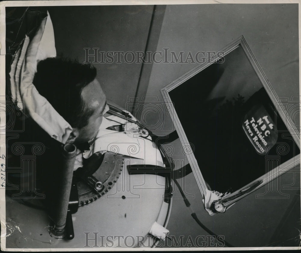1951 Press Photo Polio Victim Bob McKenna Watches Television on Special Video