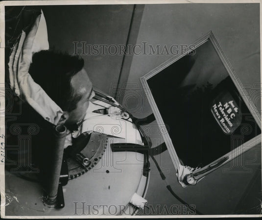 1951 Press Photo Polio Victim Bob McKenna Watches Television on Special Video