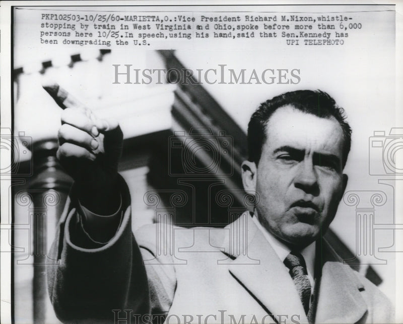 Load image into Gallery viewer, 1960 Press Photo Vice Pres,Richard M.Nixon in West Virginia and Ohio - nef24258
