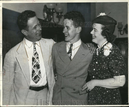 1937 Press Photo Senator Allen Ellender with Family after Scout Jamboree