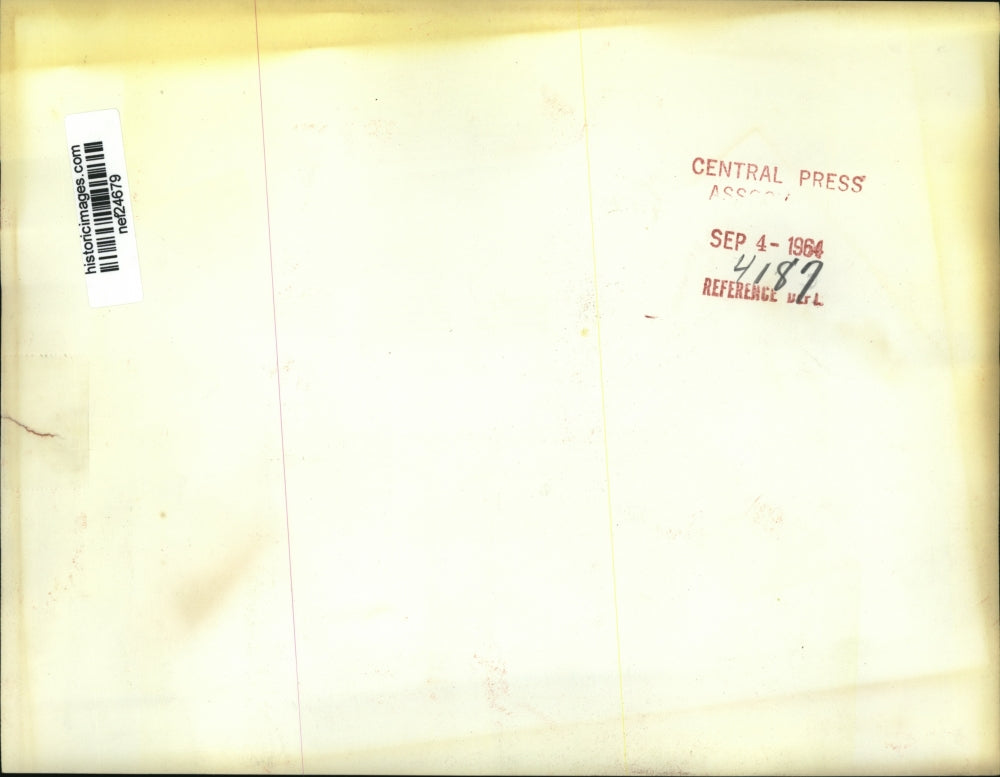 1964 Press Photo Barry Goldwater, William Miller & Wives at Sky Harbor, Phoenix