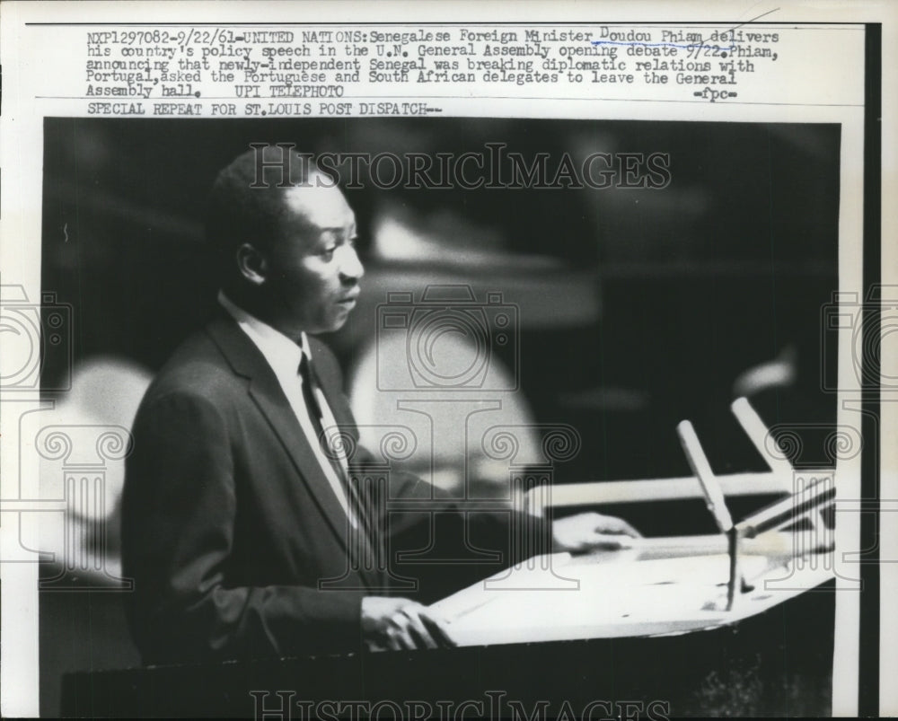 1961 Press Photo Foreign Minister Doudou Phiam delivers his countries policy