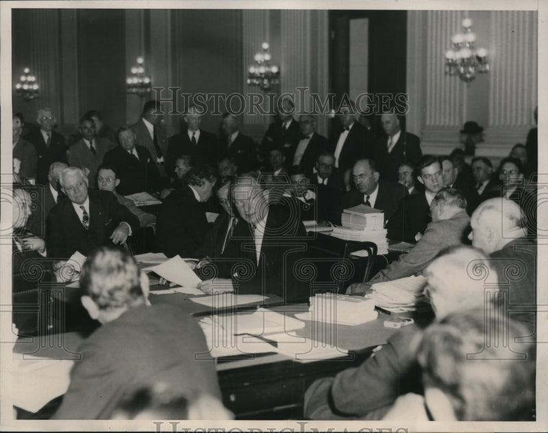 Load image into Gallery viewer, 1938 Press Photo Senate Interstate Commerce Committee Meeting, Washington, D.C.
