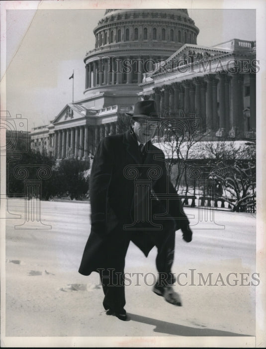 1947 Press Photo Senator Allen Ellender of Louisiana in Washington Snow