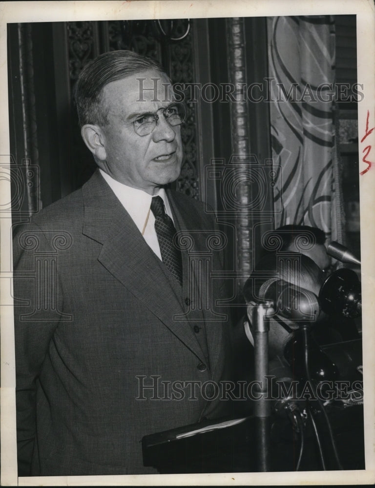 1952 Press Photo Clarence B.Randall,President of Inland Steel Co - nef25140