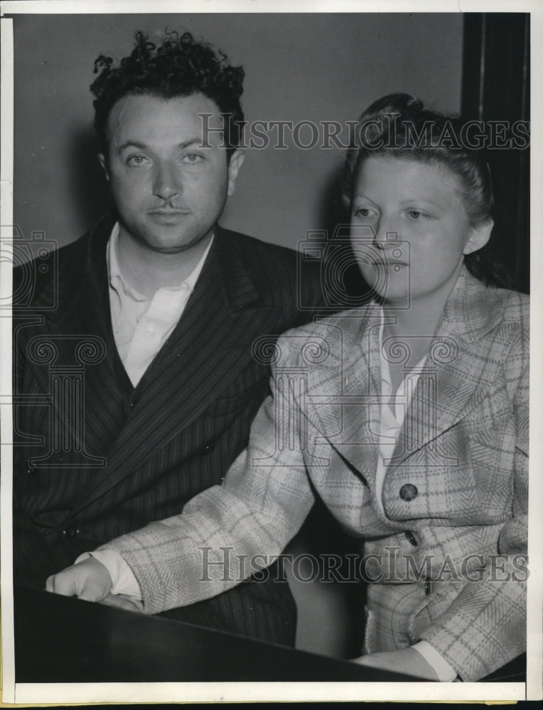 1942 Press Photo Bluma Rockwell and husband Michael plot to kill father in law