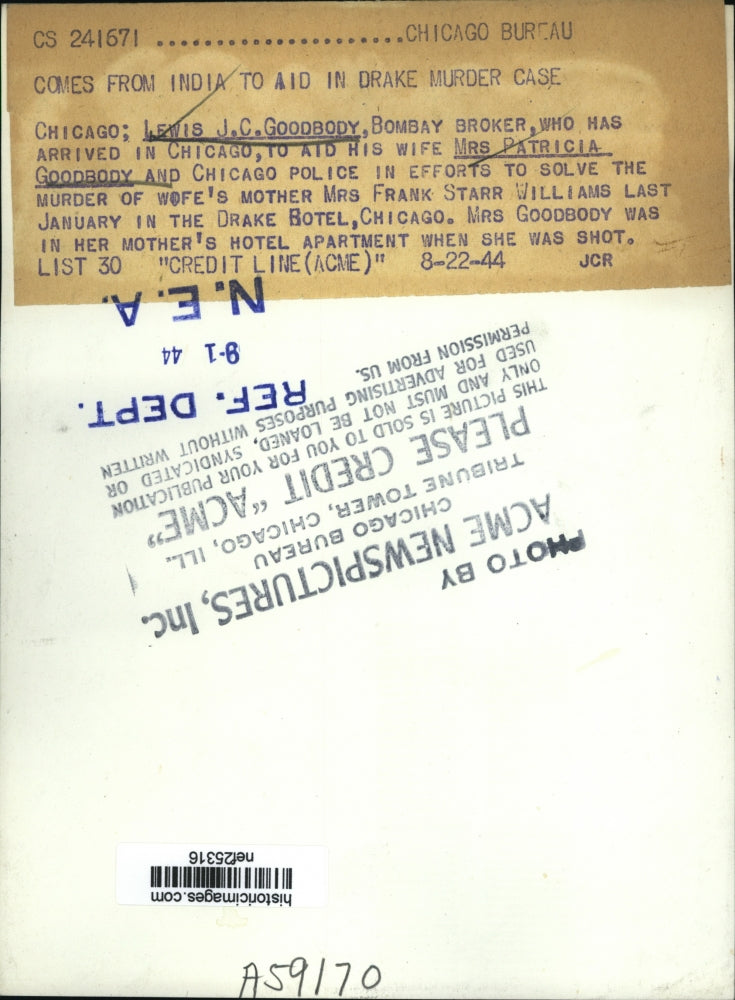 1944 Press Photo Lewis J.C. Goodboy, Wife Patricia in Chicago - nef25316