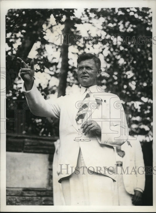 1937 Press Photo Harold Graham of National Association Gardeners, Philadelphia