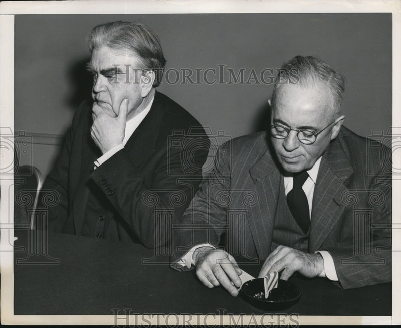 Load image into Gallery viewer, 1950 Press Photo John Lewis and Thomas Kennedy of United Mine Workers at Meeting
