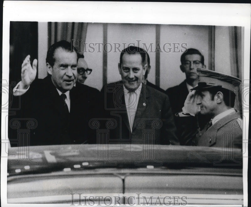 Load image into Gallery viewer, 1969 Press Photo President Richard Nixon Leaving Hotel in Brussels, Belgium

