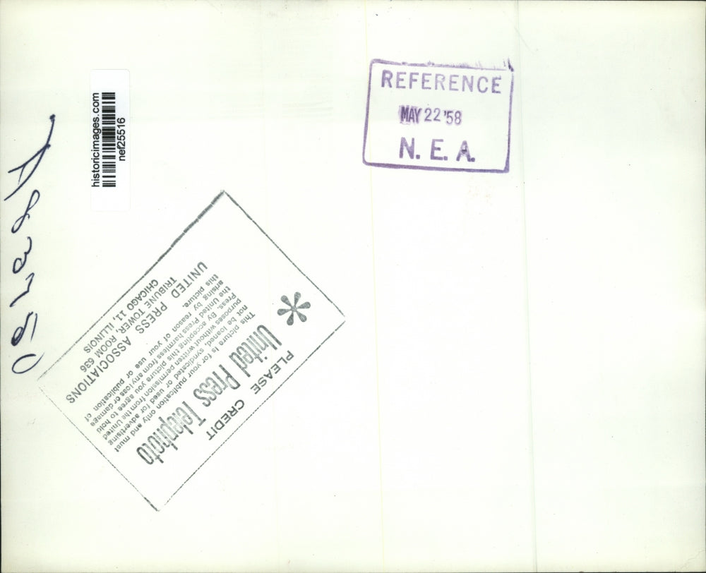 1958 Press Photo Richard Nixon Gives Presidential Letter to Wolfgang Larrazabal