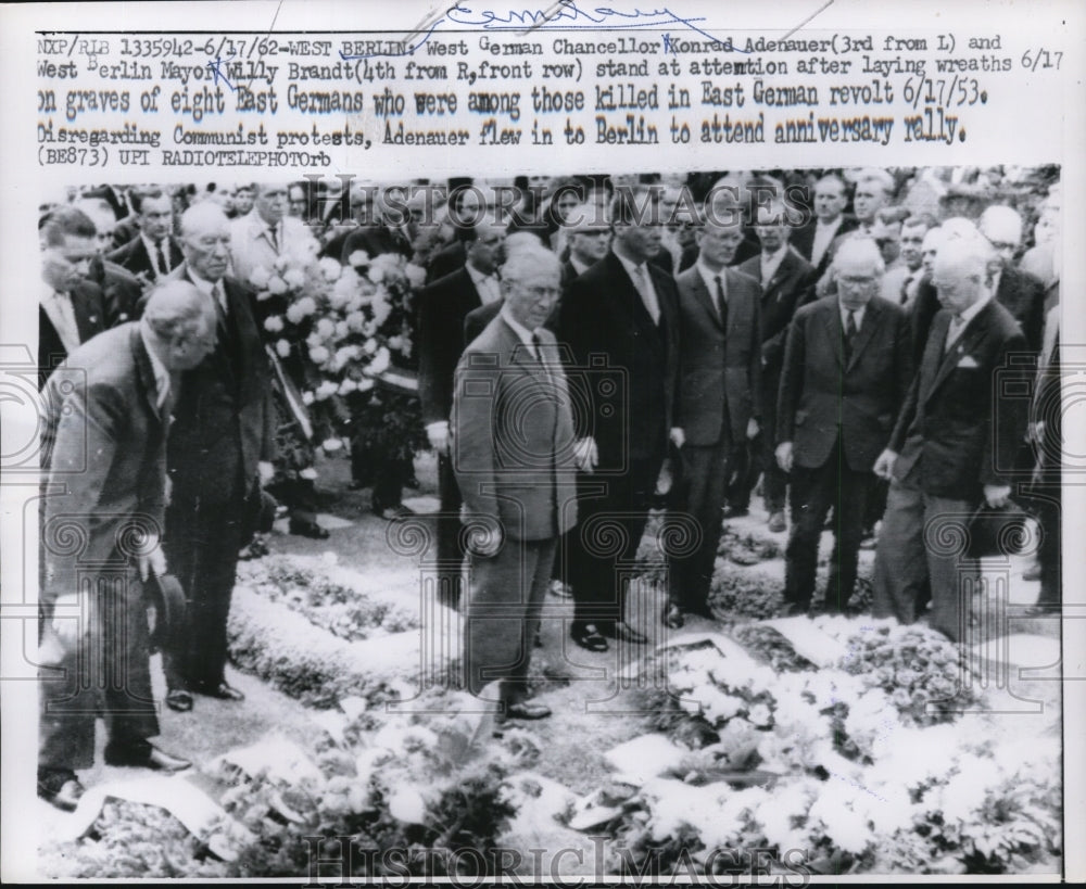 1962 Press Photo Konrad Adenauer, Willy Brandt at Revolt Victims' Funeral Berlin