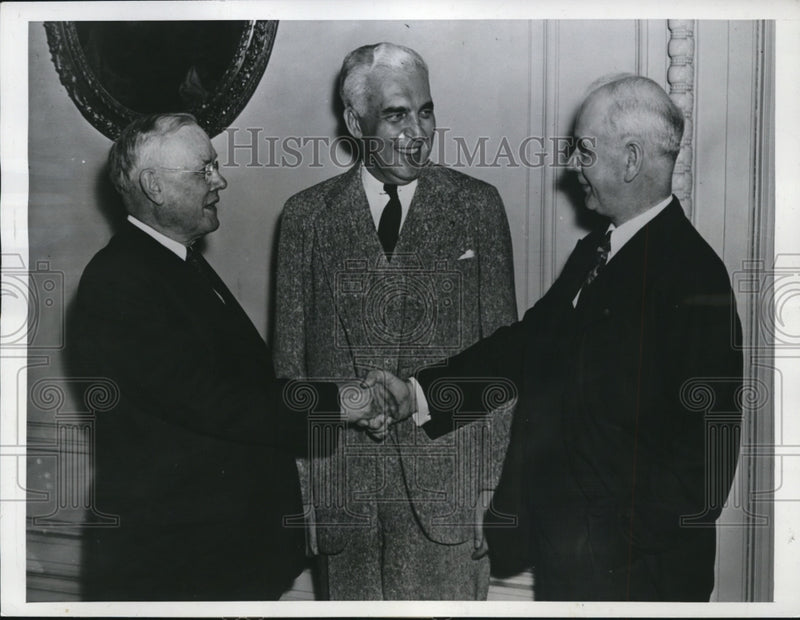 Load image into Gallery viewer, 1941 Press Photo Philip Murray, William Green, Paul V. McNutt in Pittsburgh
