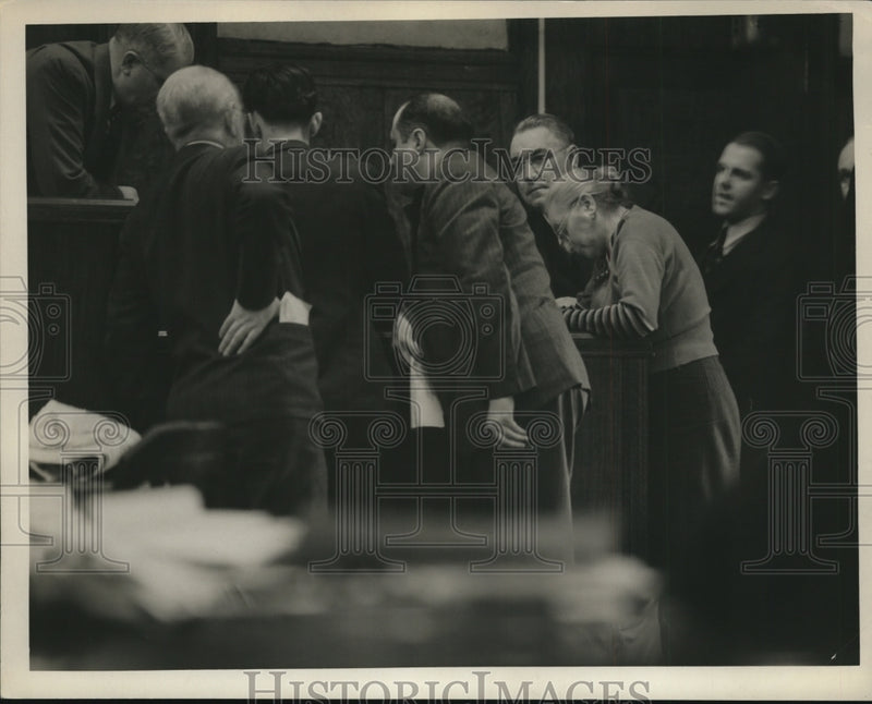 Load image into Gallery viewer, 1936 Press Photo Michael Harwood Trial - nef25647
