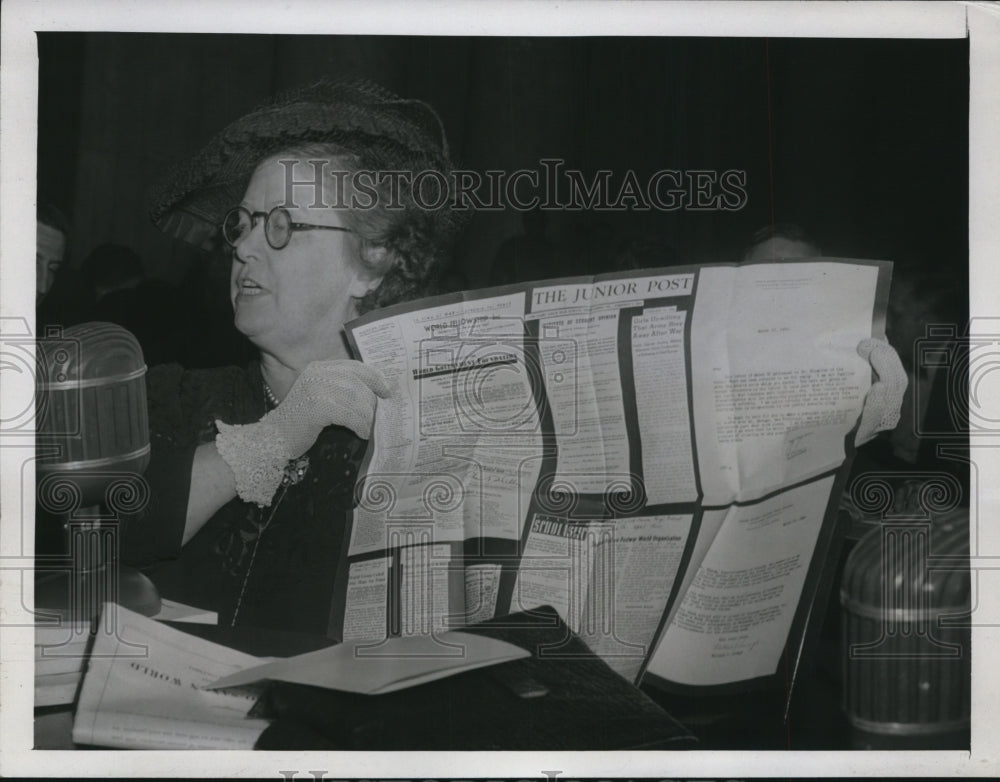 1945 Press Photo Helen Virginia Somers at Senate Foreign Relations Hearing