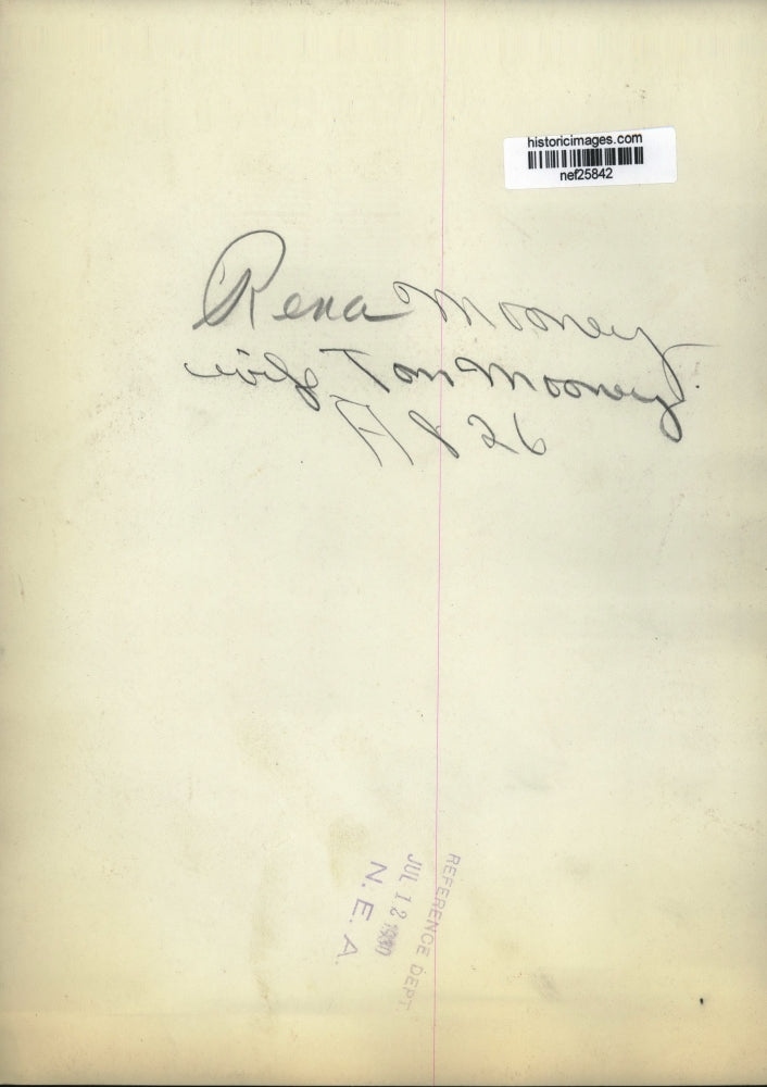 Load image into Gallery viewer, Press Photo Rena Mooney Wife of Tom Mooney - nef25842
