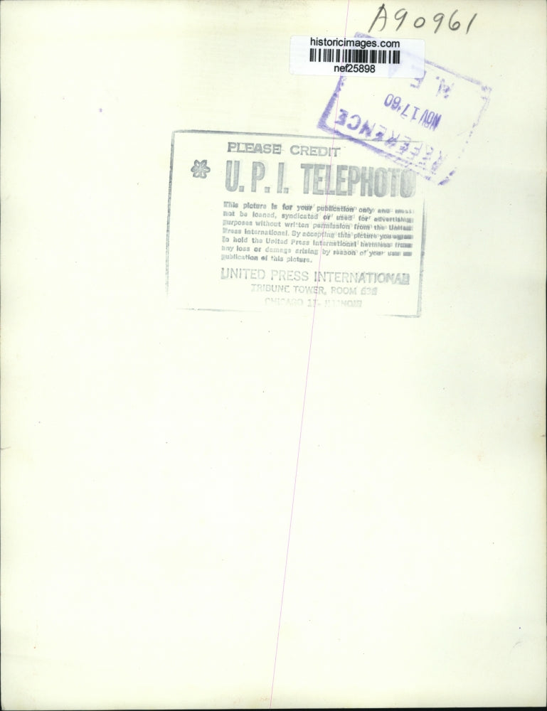 1960 Press Photo Thurston Morton Mops His Face at Election Headquarters