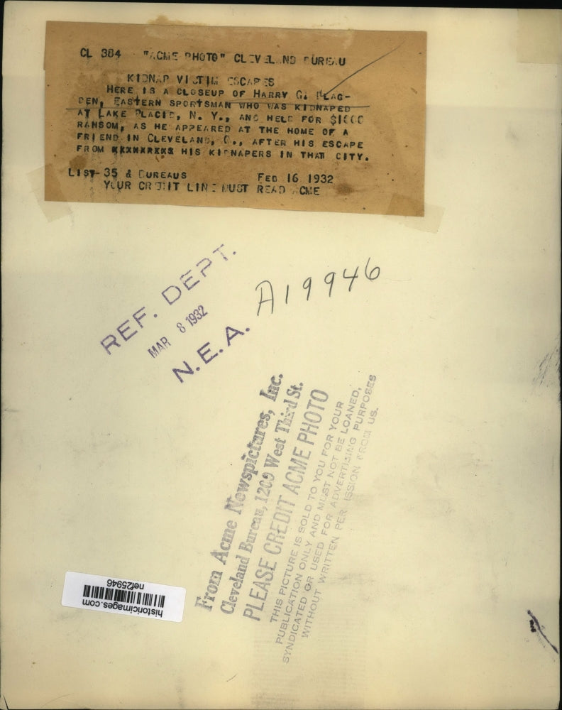 Load image into Gallery viewer, 1932 Press Photo Harry C. Flagden After Escaping Kidnappers, Cleveland, Ohio
