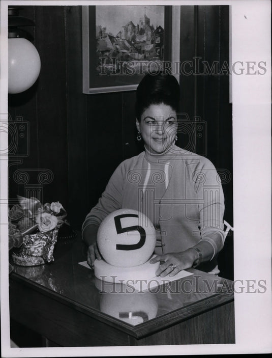 1967 Press Photo Shirley M. Davis, Realtor - nef26225
