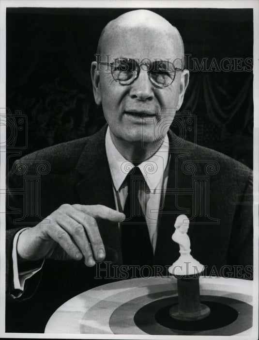 1964 Press Photo Dr. Frank C. Baxter - nef26226