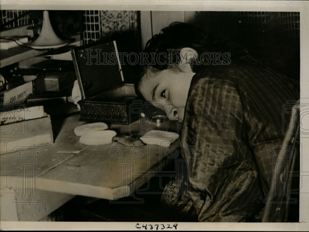 1938 Press Photo Sylvia Davis, born paralyzed undergoes risky surgery
