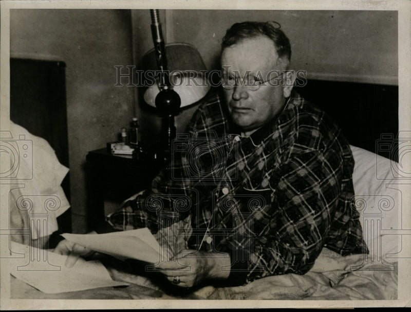 Load image into Gallery viewer, 1938 Press Photo Leon C Phillips elected Governor, sick in bed with the flu.
