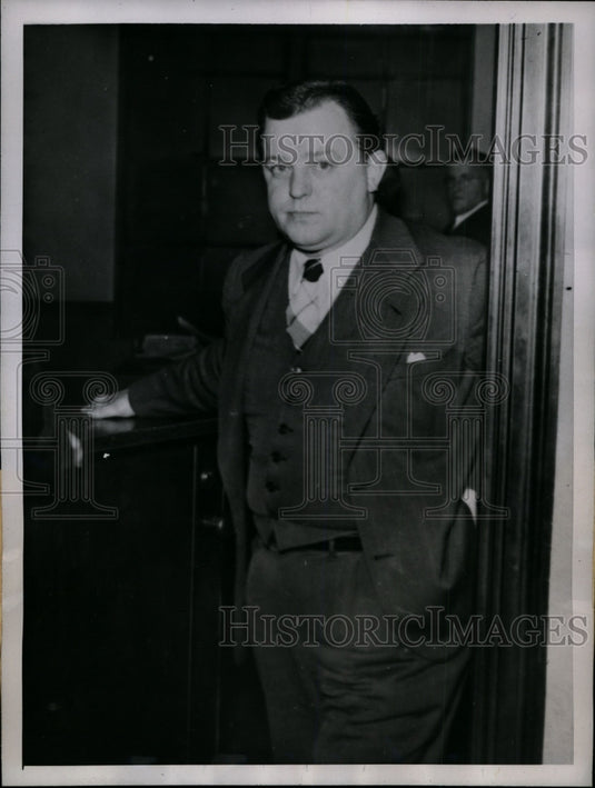 1946 Press Raymond A Rolkowski Arrested For Juggling Bank Books - nef26501