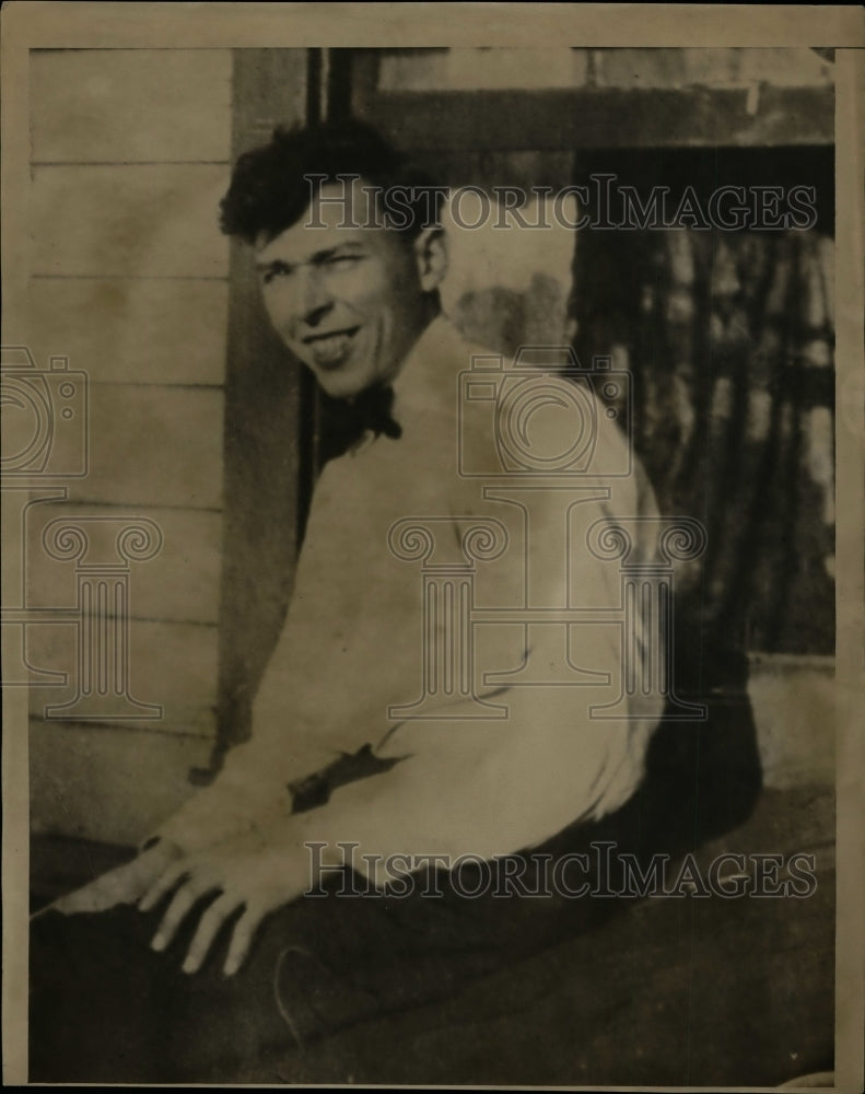 1924 Press Photo Edward Hallock Boarder in The Home of Martin Wright Shot Dead