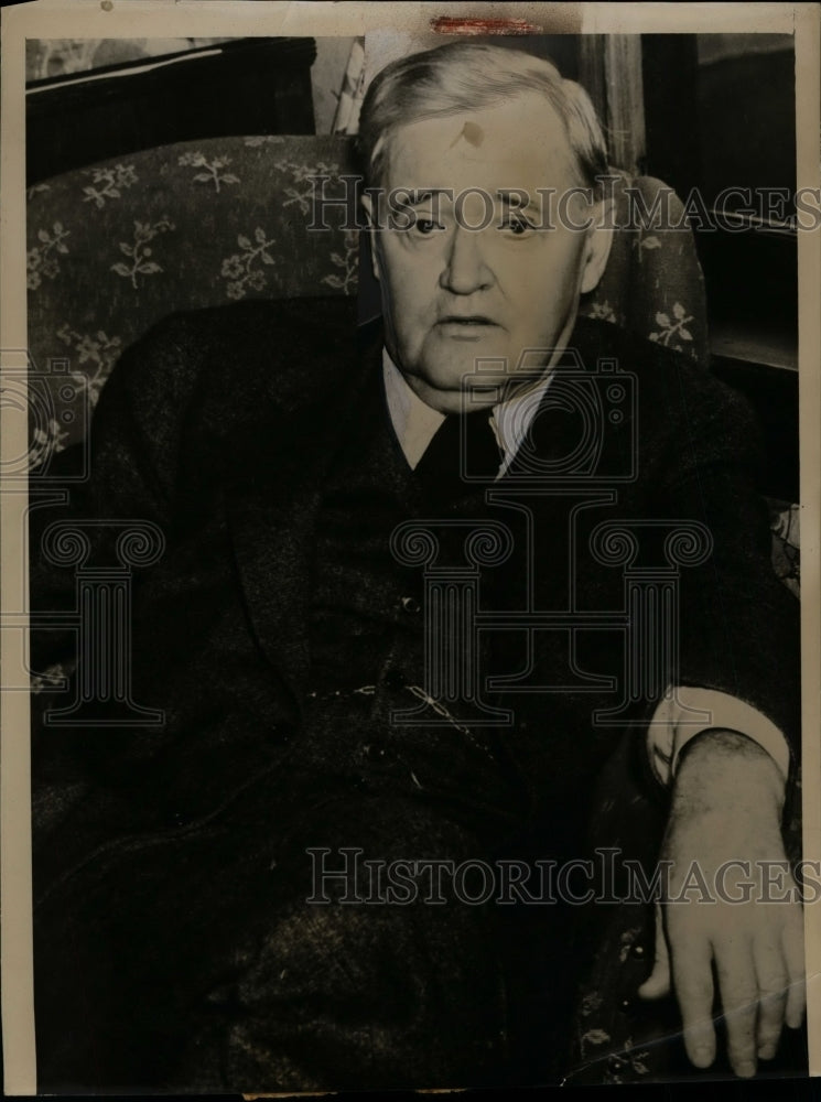 1938 Press Photo Clyde M Reed Formally Tosses Hat Into The Ring - nef26564