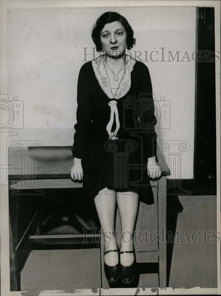 1938 Press Photo Margaret Harrison - nef26626