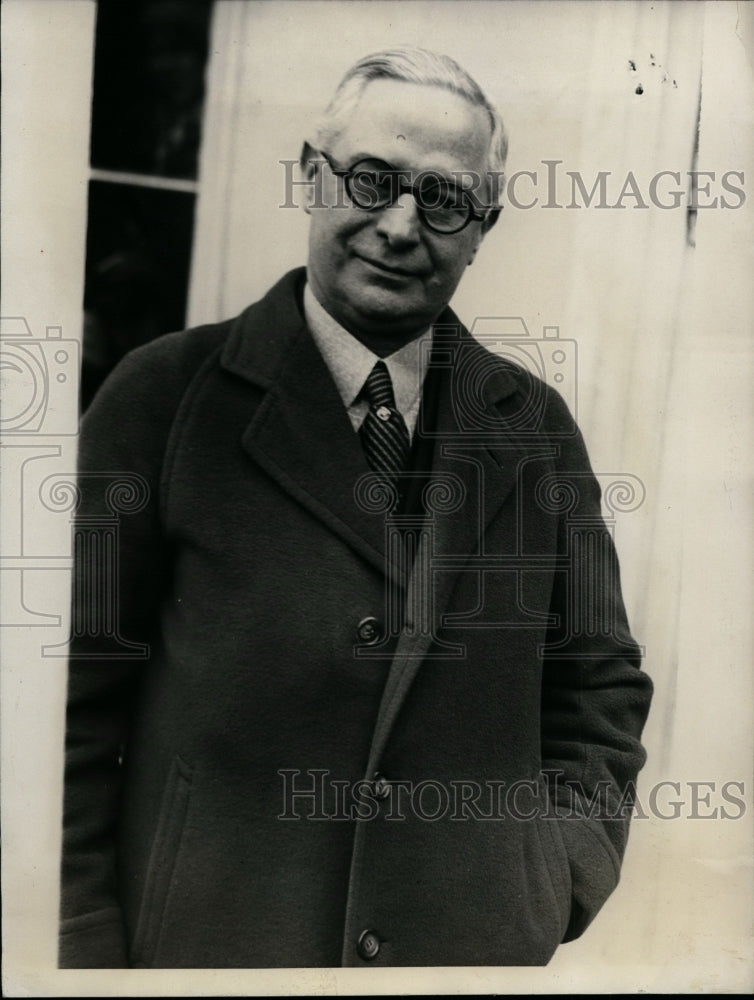 Load image into Gallery viewer, 1929 Press Photo Barron Collier Leaving White House - nef26721
