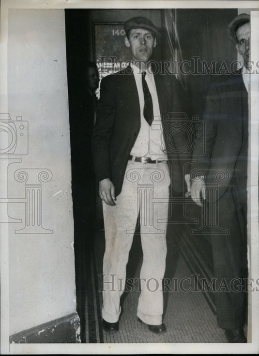 1935 Press Photo John Djich faces deportation to Italy as a radical alien