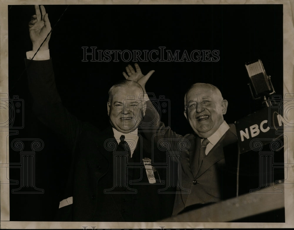 1936 Press Photo Pres.Herbert Hoover and Bernard Snell - nef26884