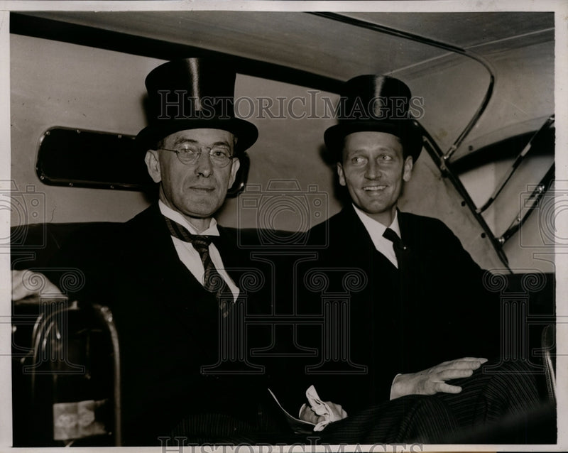 Load image into Gallery viewer, 1938 Press Robert Brennan &amp; Stanley Woodward Shown Driving From White House
