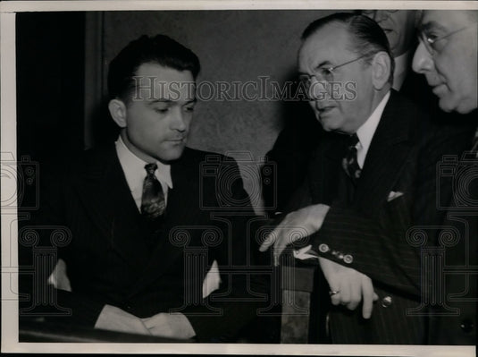 1938 Press Photo Rudolph Sikora Testifies in Edward Soloman Murder Trial Chicago