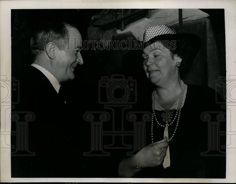 Load image into Gallery viewer, 1939 Press Photo Moller, Wallgren at ceremony honoring John Ericsson - nef27194
